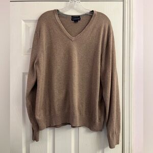 Land’s End Men’s Light Brown V-Neck Sweater Large 42-44 100% Supina Cotton